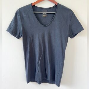 Zara men’s v neck black t shirt size s 38